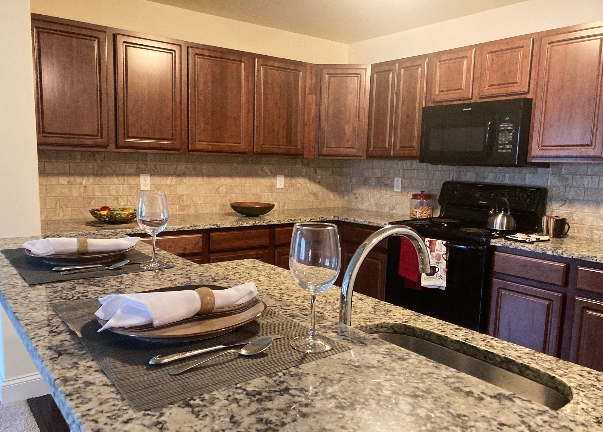 Kitchen at The Reserve at Manada Hill. Hershey Apartments for Rent. 